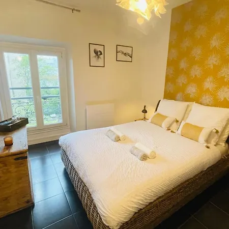 Lumineux à Pour 5 Personnes Appartement Cannes
